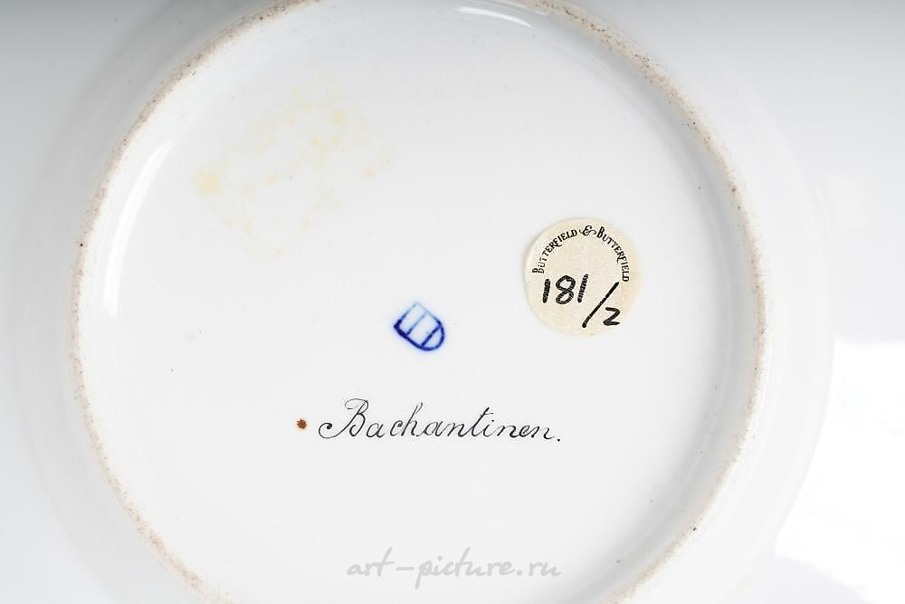 Royal Vienna , Фарфоровые рельефные плакеты с мифологическими сценами из наследия Ли Филиппа Белла