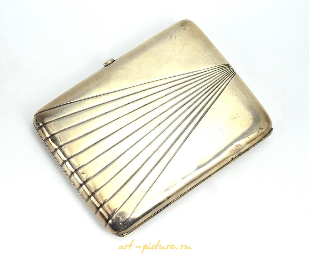 俄罗斯银 , 古董俄罗斯帝国银烟盒