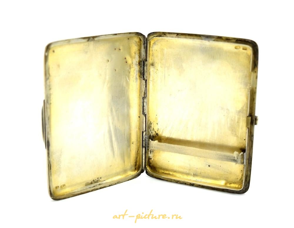 俄罗斯银 , 古董俄罗斯帝国银烟盒