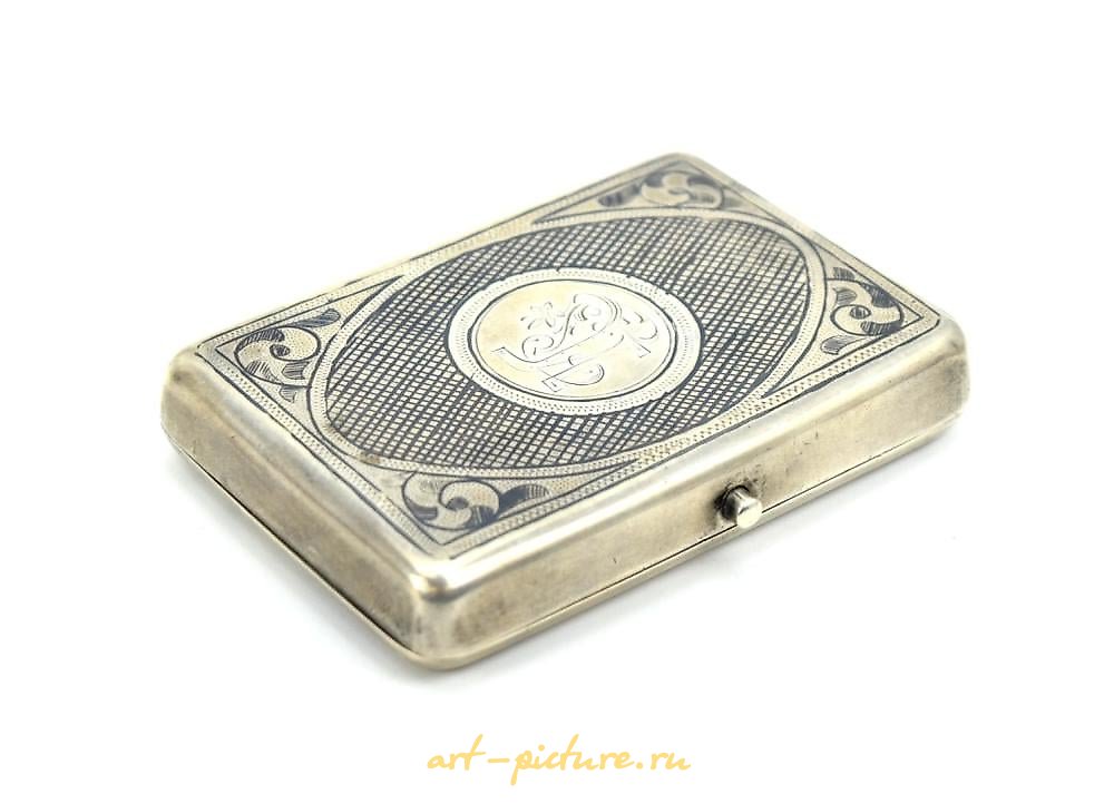 俄罗斯银 , 古董俄罗斯帝国银烟盒
