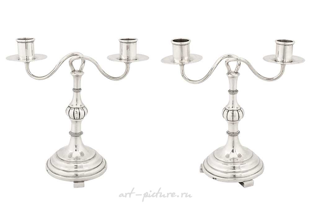 俄罗斯银 , 20世纪初的一对银制双灯烛台