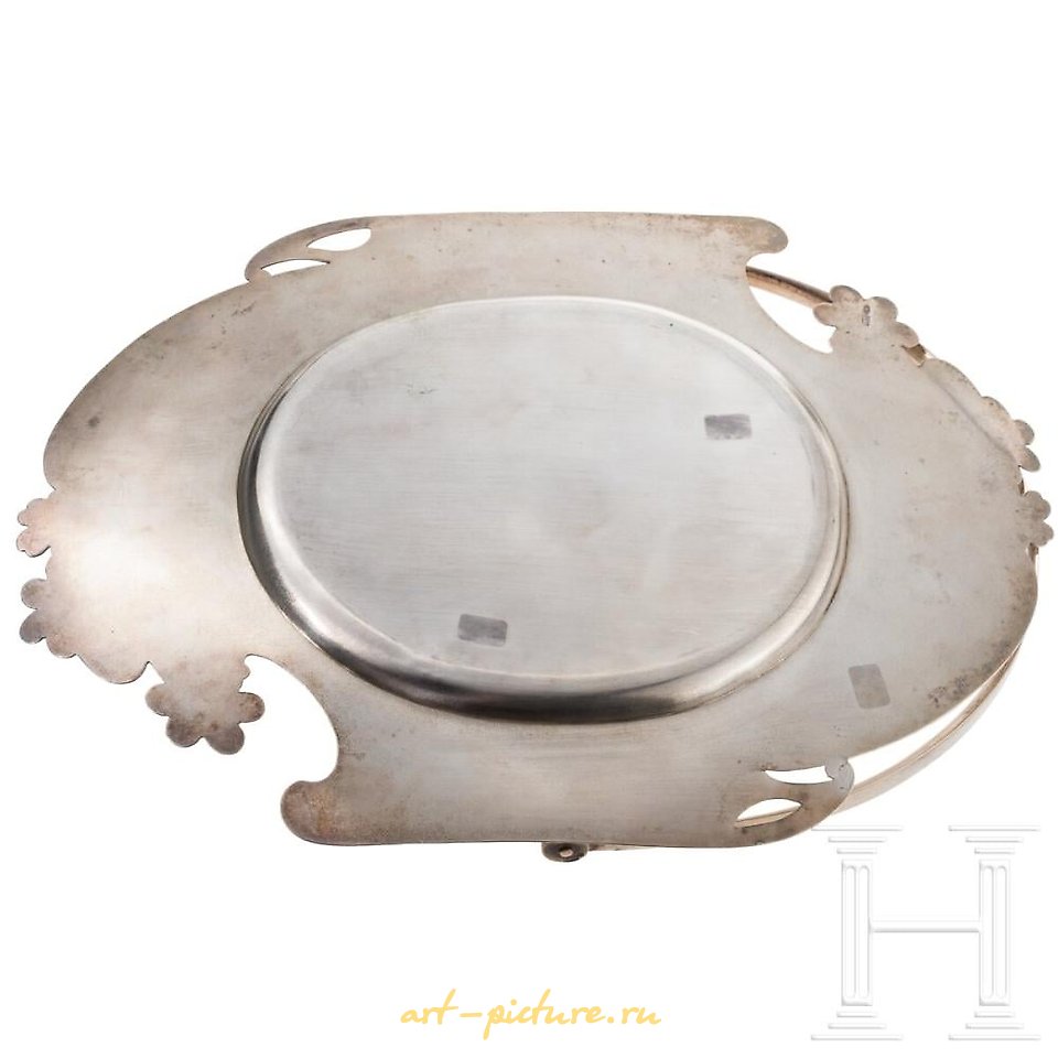 俄罗斯银 , 俄罗斯银质镀金和珐琅烟盒...