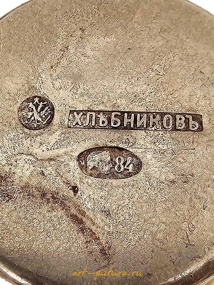 俄罗斯银 , 美丽而令人印象深刻的一对俄罗斯古董银烛台，84纯度。