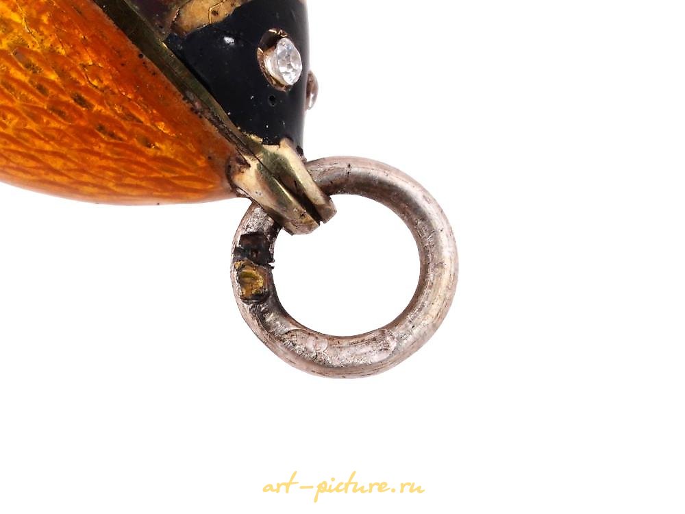 俄罗斯银 , 银蛋上有瓢虫和钻石。