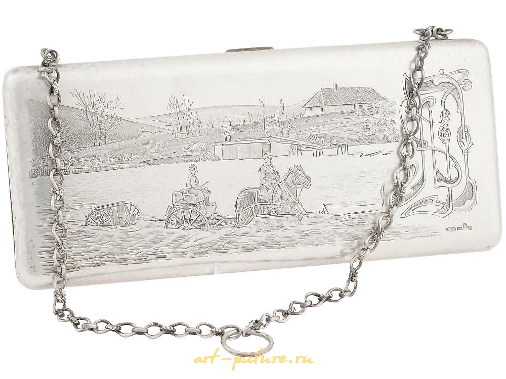 Русское серебро , Серебряная сумочка с гравировкой в императорском русском стиле