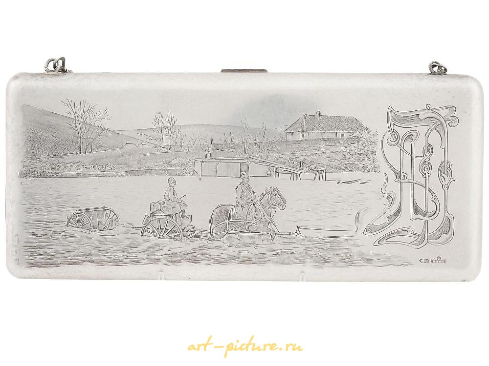 Русское серебро , Серебряная сумочка с гравировкой в императорском русском стиле