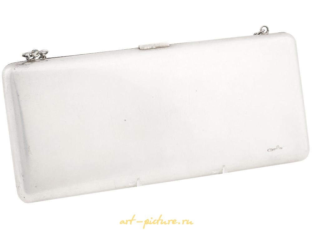 Русское серебро , Серебряная сумочка с гравировкой в императорском русском стиле