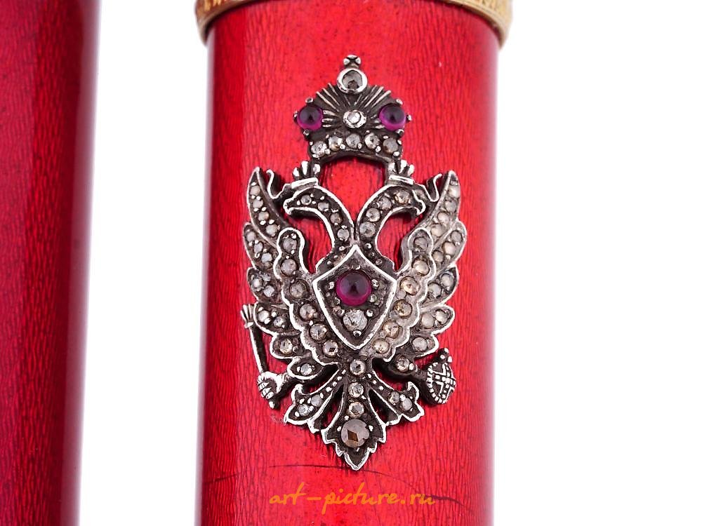 俄罗斯银 , 俄罗斯镀金银烟盒。