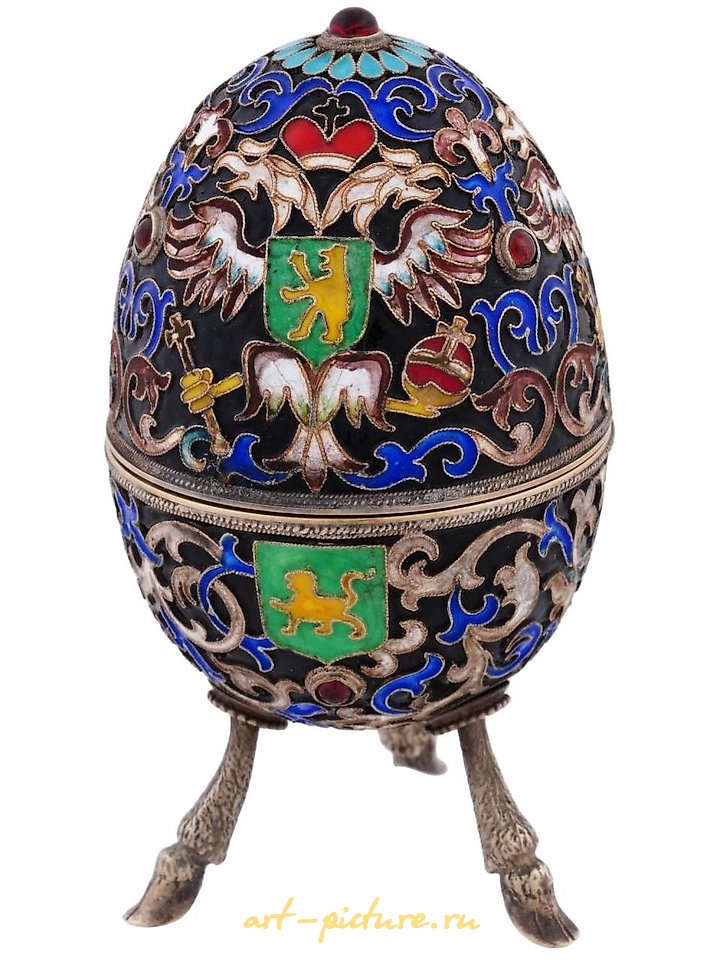 俄罗斯银 , 俄罗斯银质蛋形珐琅盒，采用克洛伊松技法。