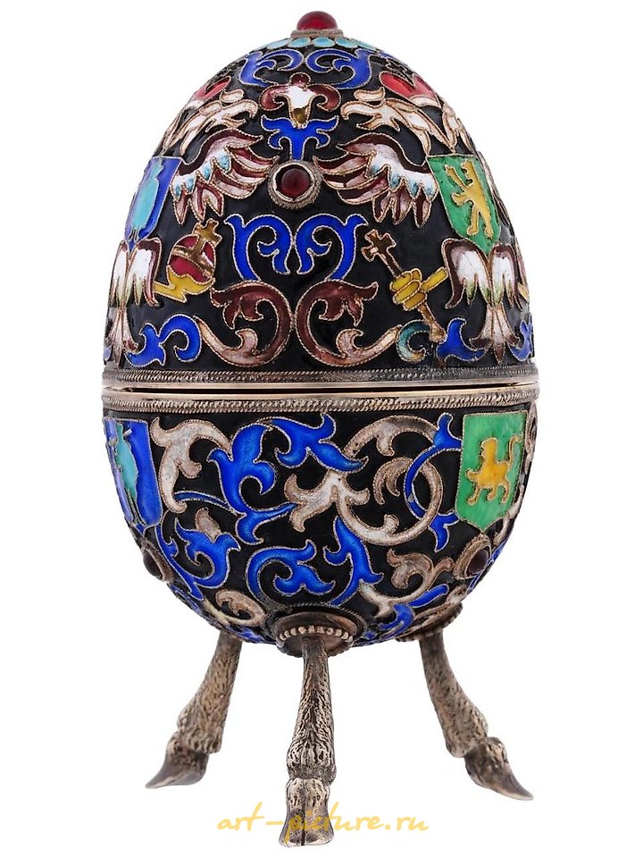 俄罗斯银 , 俄罗斯银质蛋形珐琅盒，采用克洛伊松技法。