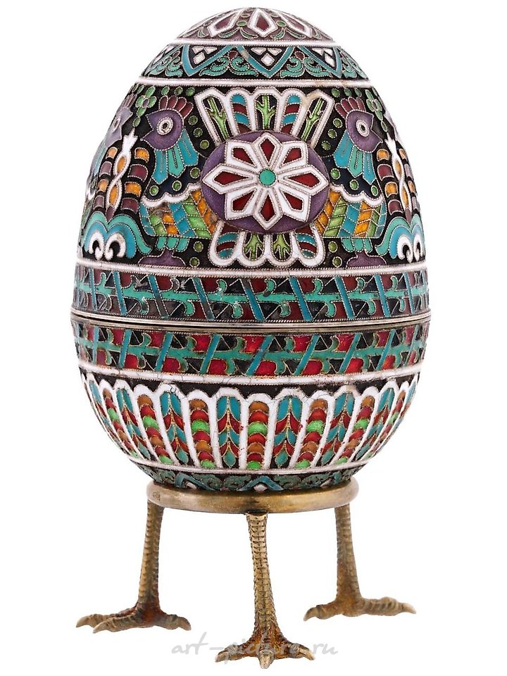 俄罗斯银 , 俄罗斯银饰品，镀金和紫水晶蛋