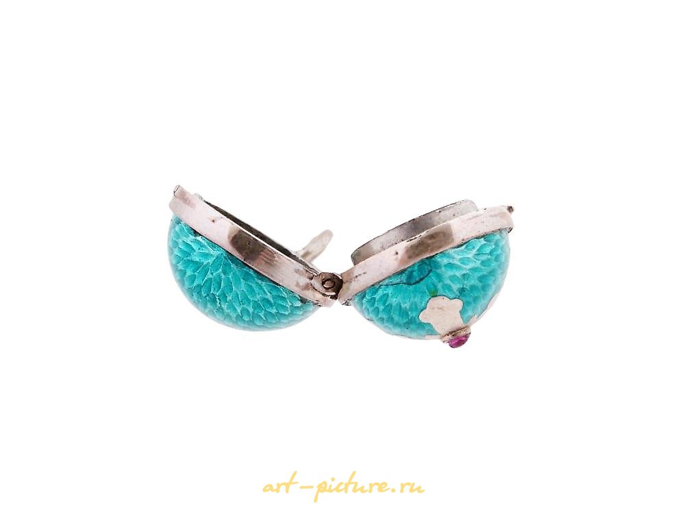 俄罗斯银 , 俄罗斯银质珐琅复活节蛋形吊饰