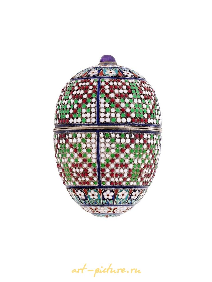 俄罗斯银 , 俄罗斯银质蛋形珐琅盒，采用克洛伊松技法制作。