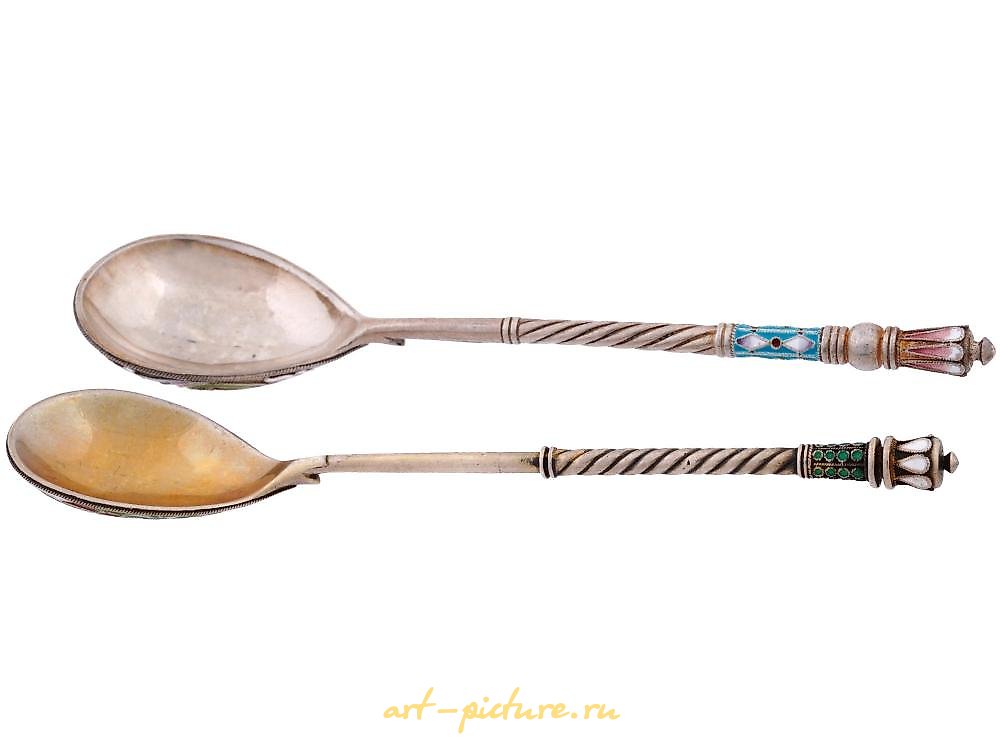 俄罗斯银 , 镀金和珐琅技术的银茶匙