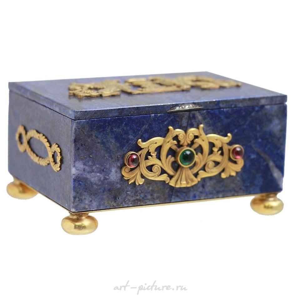 俄罗斯银 , 皇家俄罗斯珠宝盒，由镶金银制成的青金石制成