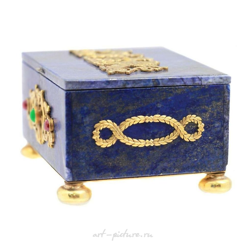 俄罗斯银 , 皇家俄罗斯珠宝盒，由镶金银制成的青金石制成