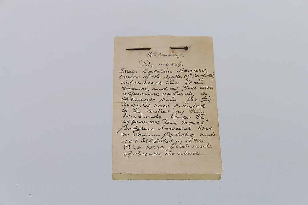 Russian silver , A miscellaneous collection of various metalware thimbles, in...