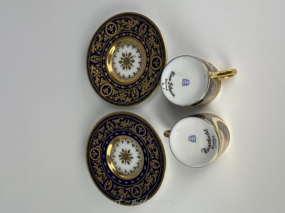 Royal Vienna Porcelain , PAIR OF ROYAL VIENNA PORTRAIT DEMI-TASSE CUP AND SAUCER