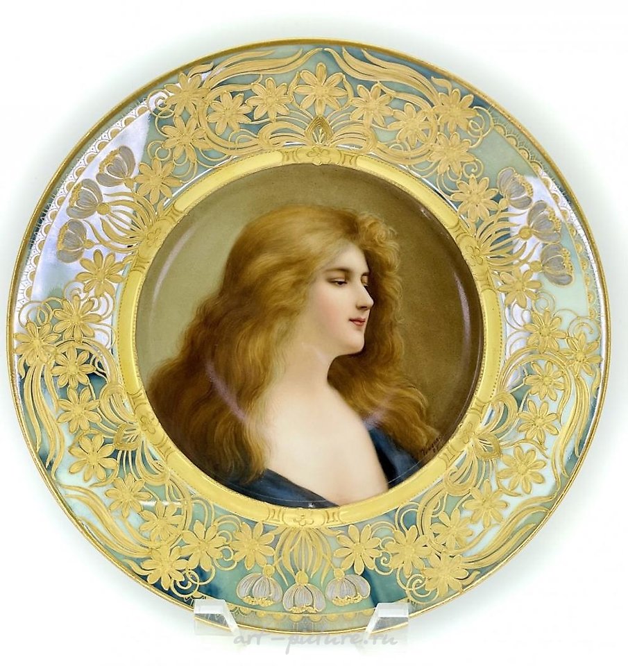 Royal Vienna Porcelain , ART NOUVEAU ROYAL VIENNA PORTRAIT PLATE SIGNED WAGNER