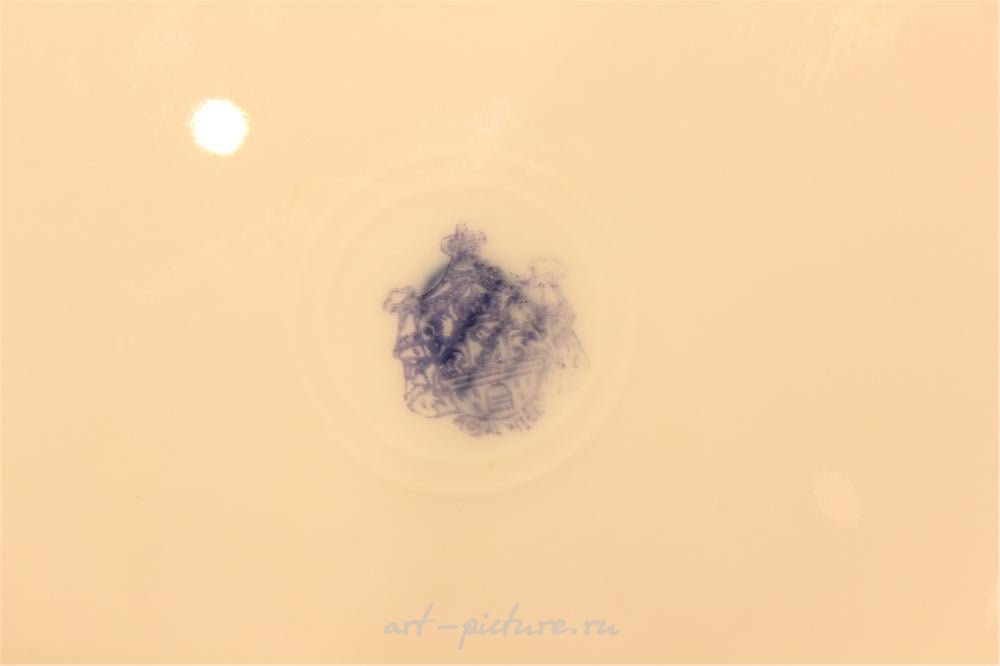 Royal Vienna Porcelain , ROYAL VIENNA PORCELAIN PLATE IN FRAME