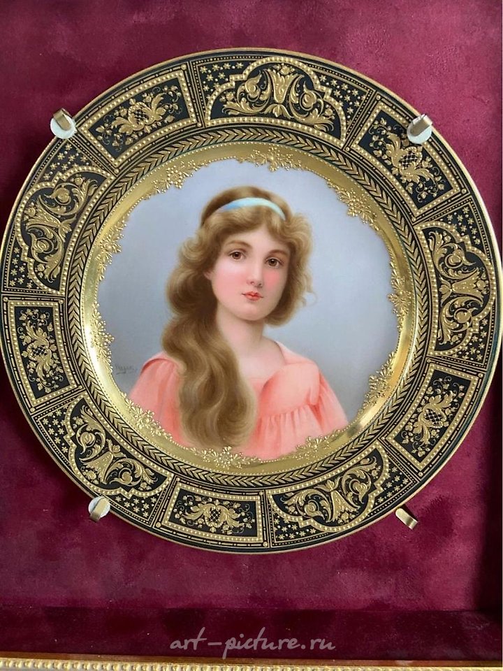 Royal Vienna Porcelain , ROYAL VIENNA PORTRAIT PLATE SIGNED WAGNER