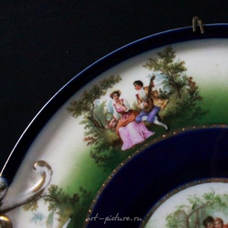 Royal Vienna Porcelain , Royal Vienna Charger Depicting Couples Courting