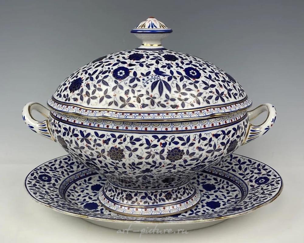 Royal Vienna Porcelain , A VERY LARGE ROYAL VIENNA SOUP TUREEN AND UNDER PLATE