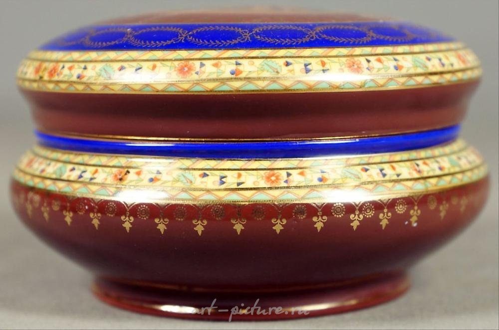 Royal Vienna Porcelain , Small Royal Vienna Covered Bowl