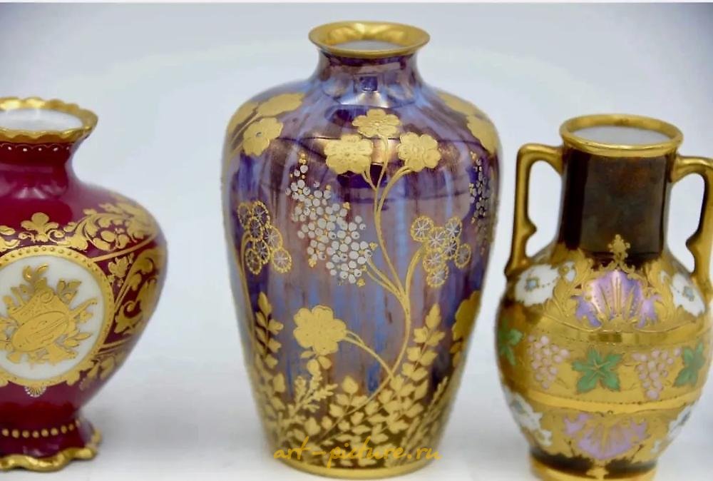 Royal Vienna Porcelain , SET OF 3 ROYAL VIENNA PORTRAIT VASES