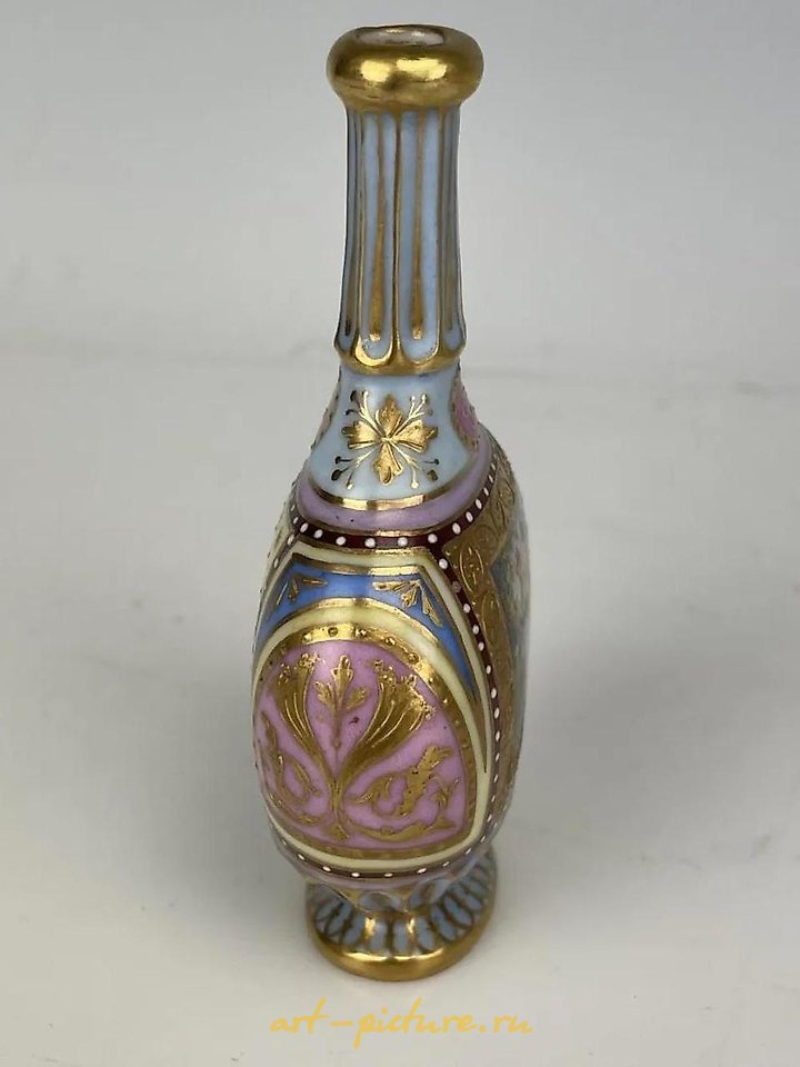 Royal Vienna Porcelain , MINIATURE ANTIQUE ROYAL VIENNA VASE