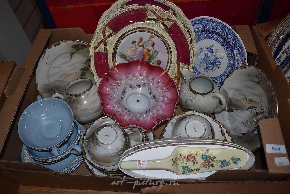 Royal Vienna Porcelain , A Royal Doulton Norfolk pattern cheese dish and cover, and t...