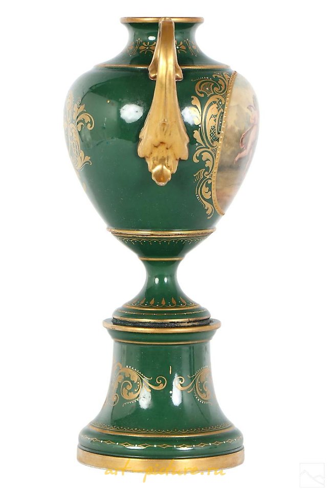 Royal Vienna Porcelain , 19C. Royal Worcester English Porcelain Dragon Vase