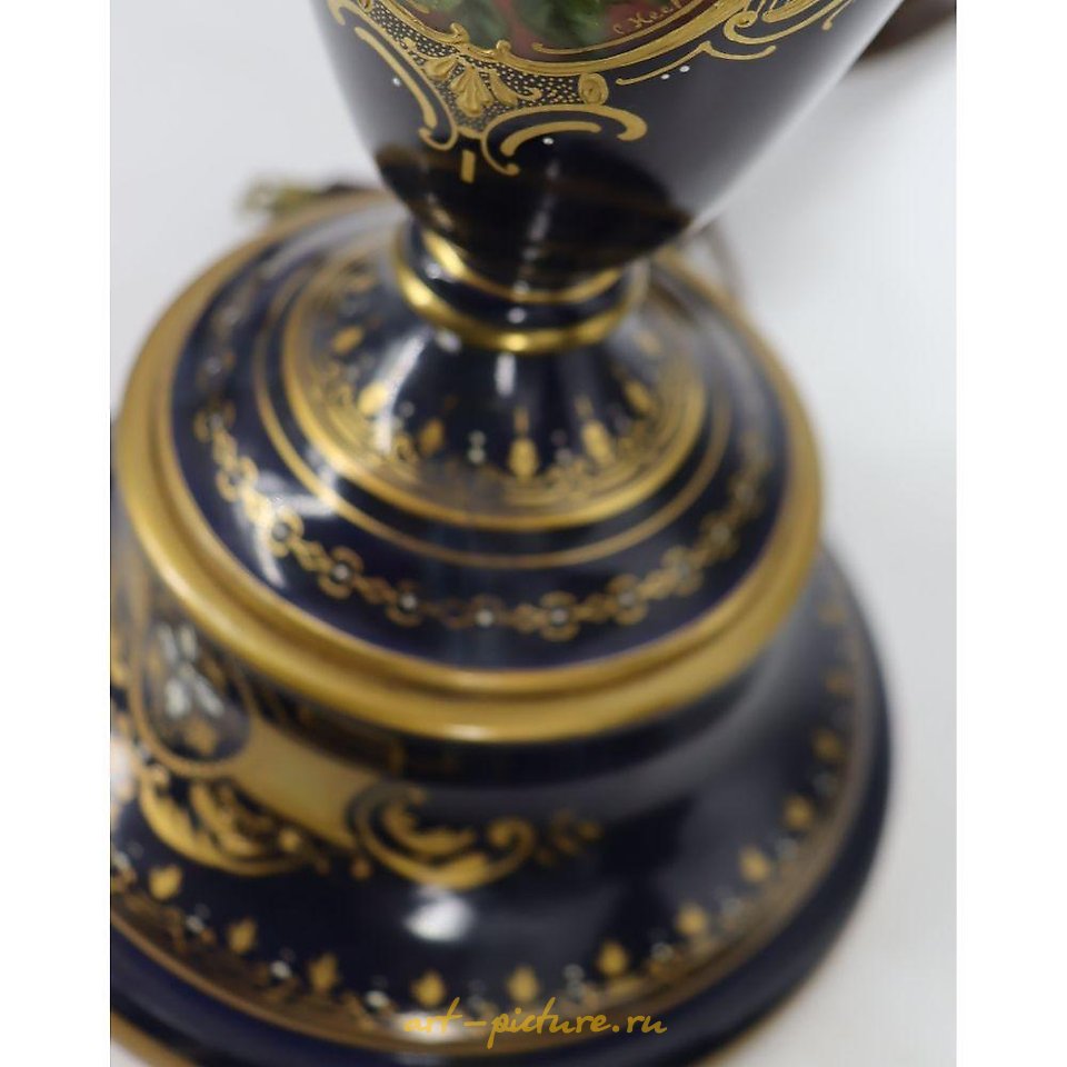 Royal Vienna Porcelain , A Pair Of Patinated Bronze Asian Style Lamps.