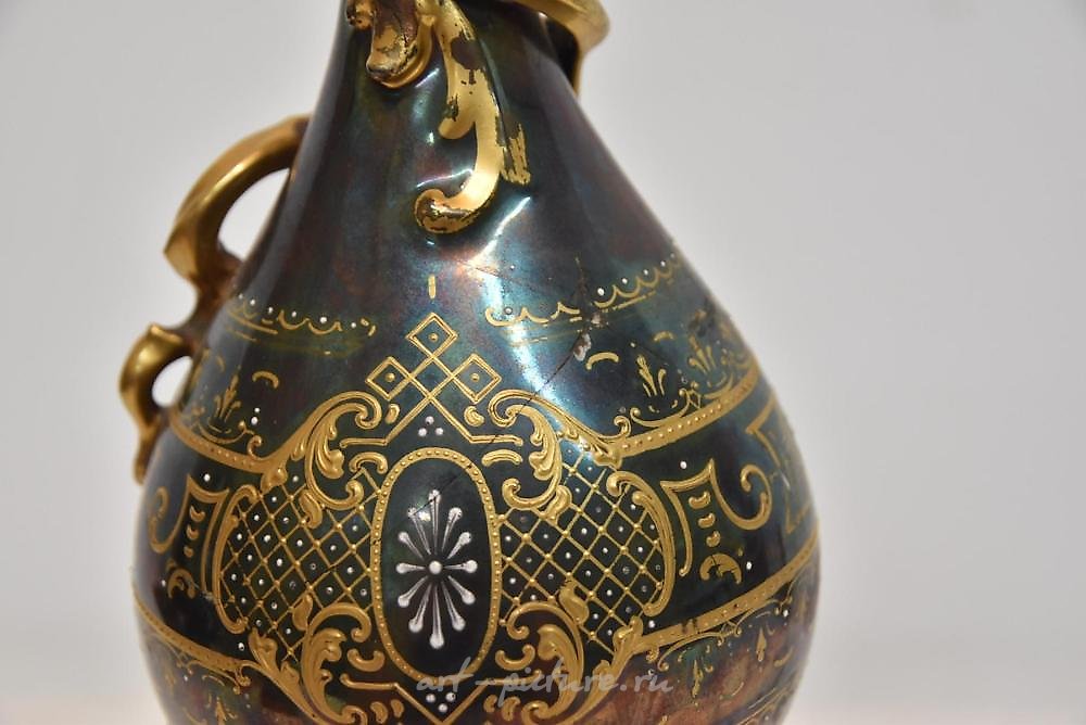 Royal Vienna Porcelain , HAND PAINTED ROYAL VIENNA PORTRAIT VASE WITH