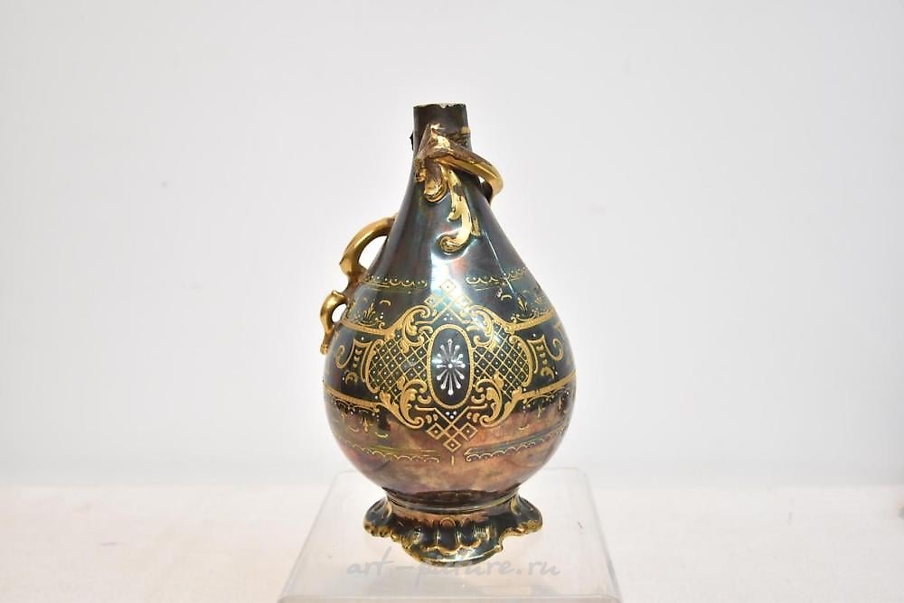 Royal Vienna Porcelain , HAND PAINTED ROYAL VIENNA PORTRAIT VASE WITH