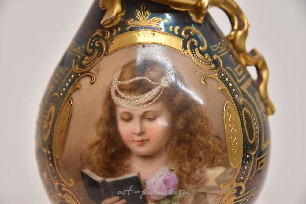 Royal Vienna Porcelain , HAND PAINTED ROYAL VIENNA PORTRAIT VASE WITH