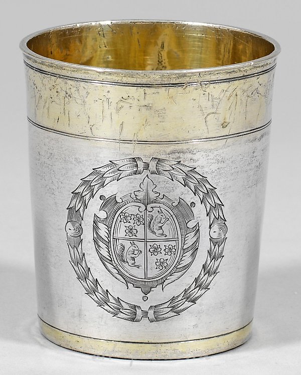 小巴洛克风格的杯子