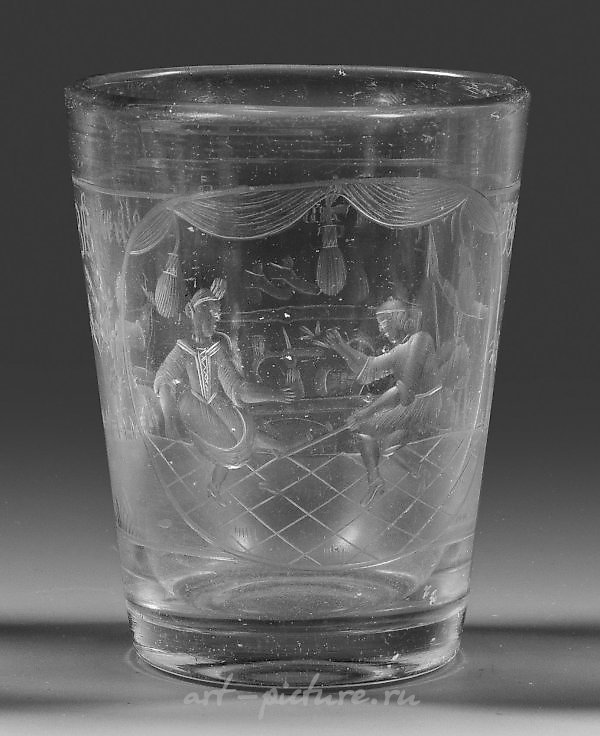 Редкий кубок в стиле барокко с изображением сапожника