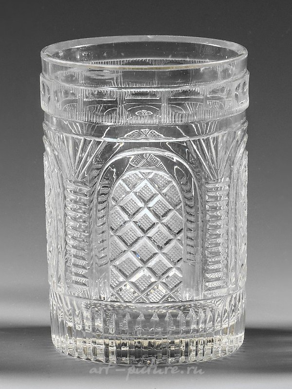 Богемское или французское резное кристаллическое стекло