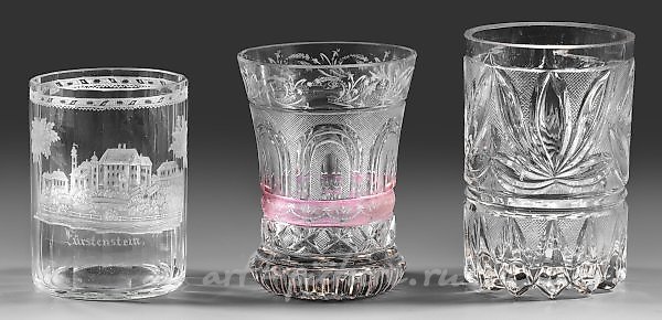 三个比德迈尔风格的杯子