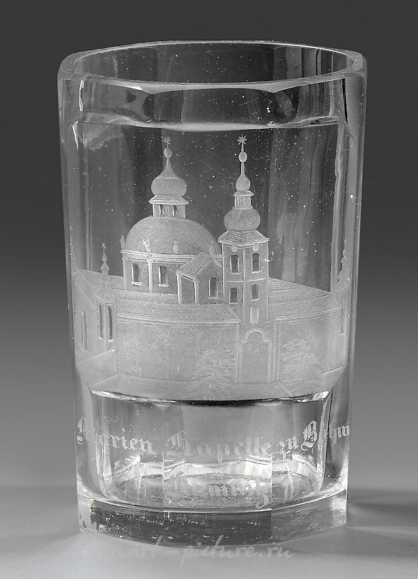 Богемское резное и гравированное хрустальное стекло с изображением Чешской Каменице