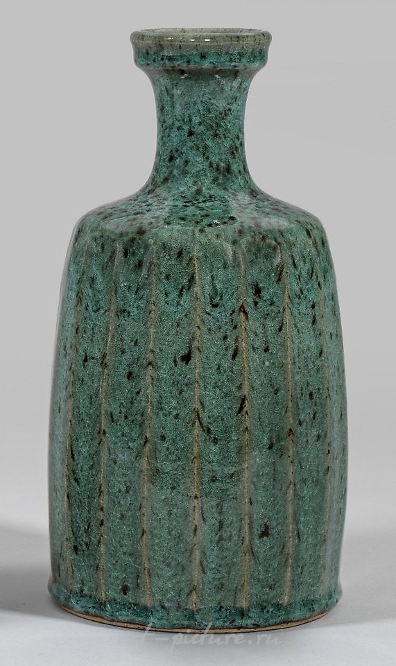Уникальная ваза в форме бутылки из немецкой студийной керамики,