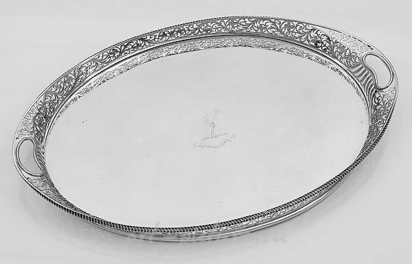 Elegant, large tablet