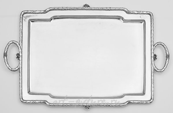 大型拿破仑三世风格的提梁式平板