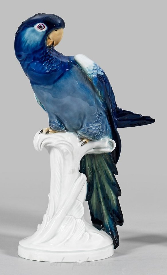 Арт-нуво фигура аратинги.