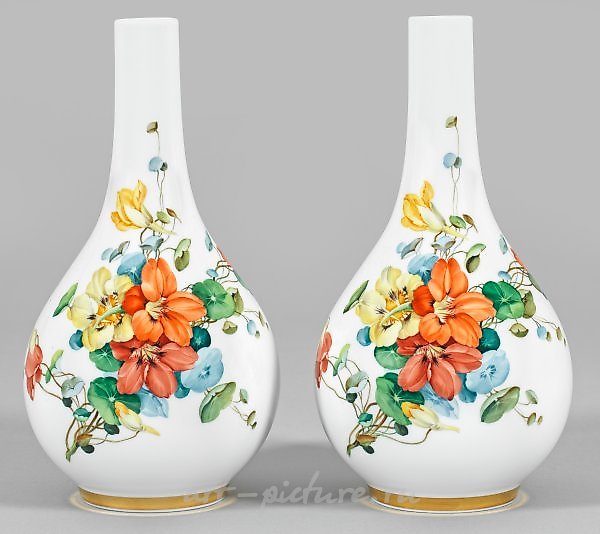 A pair of English neck vases with floral decoration from the edition.