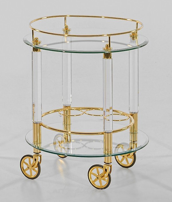 Barwagen translates to "bar cart" in English.