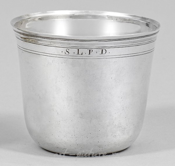 Rarer Louis XV Fauteuil