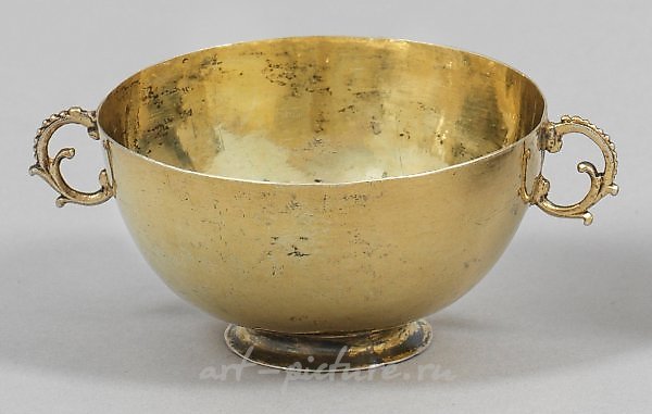 Small Baroque Henkel Bowl