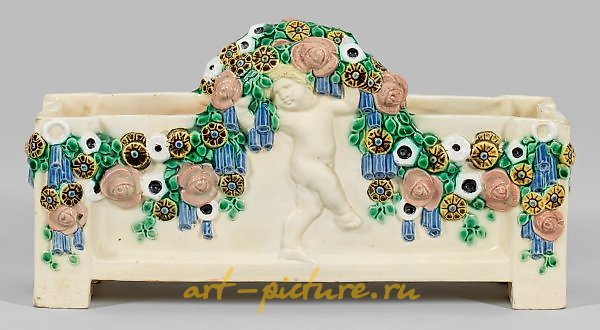 Jardinière with two putti